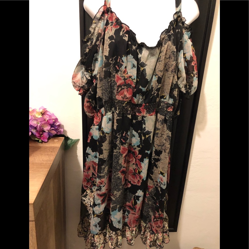 American Rag dress. Pockets on the side.